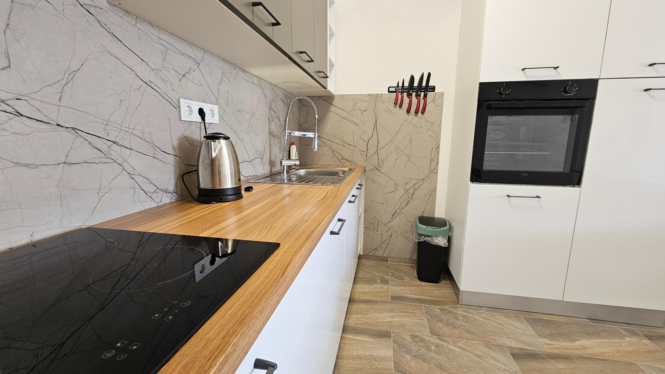 Kuhinjska radna ploča u Vili Teo